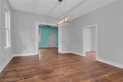 53 Houston St, Mobile, AL 36606 photo 4