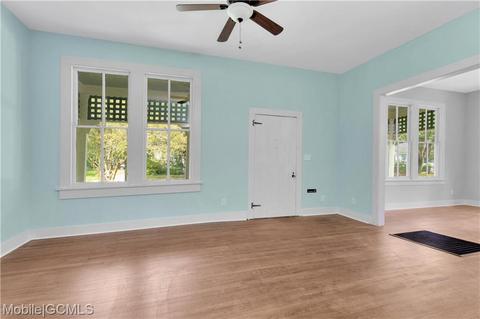 53 Houston St, Mobile, AL 36606 photo 2