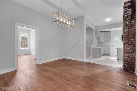 53 Houston St, Mobile, AL 36606 photo 7