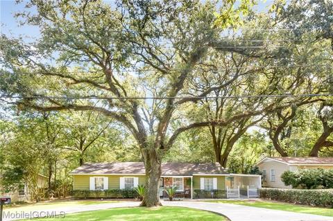 603 Wesley Ln E, Mobile, AL 36609 photo 1