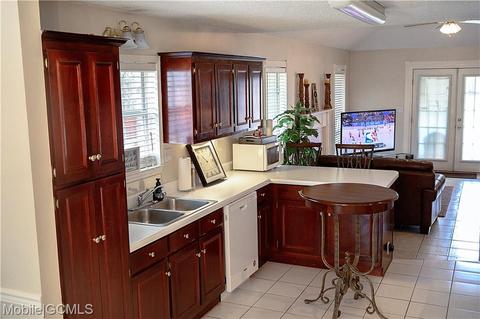 904 Linlen Ave, Mobile, AL 36609 photo 21