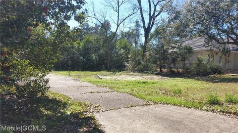 3261 Zimlich Ave, Mobile, AL 36608 photo 1