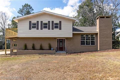 1008 Highpoint Dr E, Mobile, AL 36609 photo 1