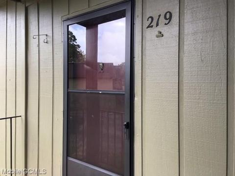 219 Riverbend Dr, Mobile, AL 36605 photo 1
