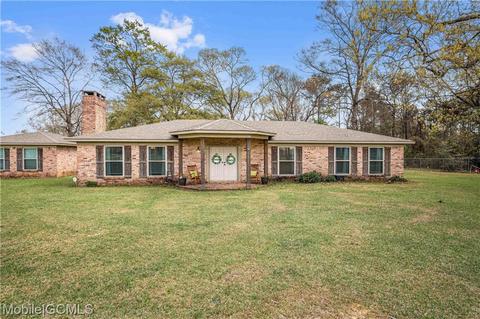 12376 Celeste Rd, Chunchula, AL 36521 photo 1