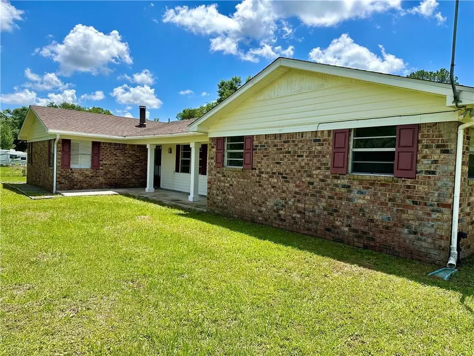 11040 Straub Rd, Grand Bay, AL 36541 | 31 Photos - Movoto