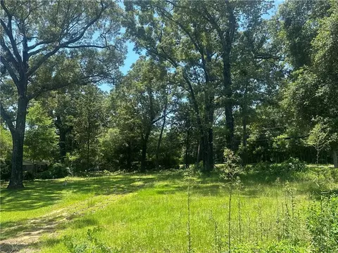 3490 Ching Dairy Rd, Mobile, AL 36618