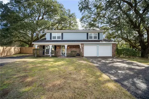 6355 Roundtree Ct, Theodore, AL 36582