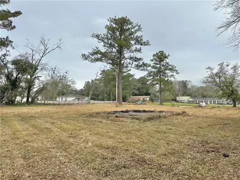 6935 Three Notch Rd, Mobile, AL 36619 photo 3