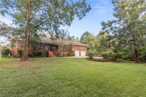 Exterior - 960 Creekstone Dr, Mobile, AL 36608 photo 5 of 8