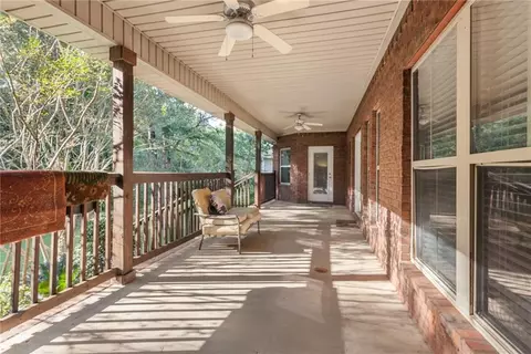 Exterior - 960 Creekstone Dr, Mobile, AL 36608 photo 2 of 8