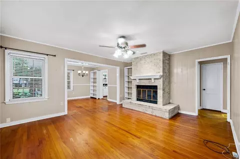 Living - 3503 Springhill Ave, Mobile, AL 36608 photo 1 of 4