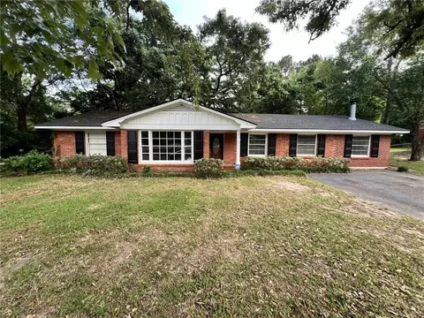 5855 Zeigler Blvd, Mobile, AL 36608