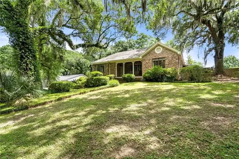 Exterior - 2007 Levert Dr N, Mobile, AL 36607 photo 4 of 4