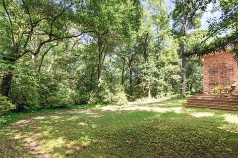Exterior - 258 Suffolk Rd, Mobile, AL 36608 photo 11 of 16