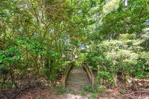 View/Area - 258 Suffolk Rd, Mobile, AL 36608 photo 1 of 1