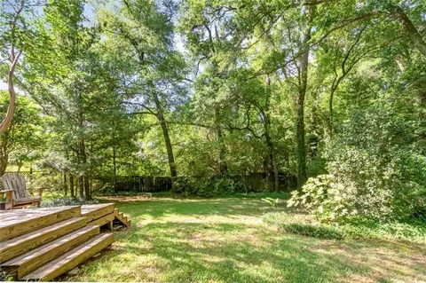 Exterior - 258 Suffolk Rd, Mobile, AL 36608 photo 9 of 16