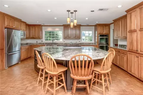 Kitchen - 258 Suffolk Rd, Mobile, AL 36608 photo 4 of 5