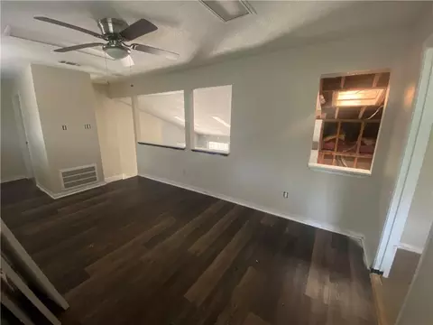 Living - 5734 Ramada Dr S, Mobile, AL 36693 photo 4 of 4