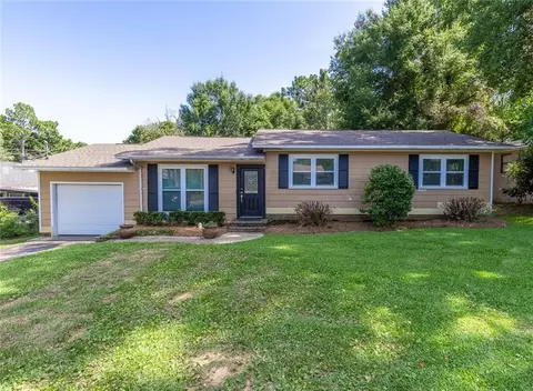 602 Gayfer Ave, Fairhope, AL 36532