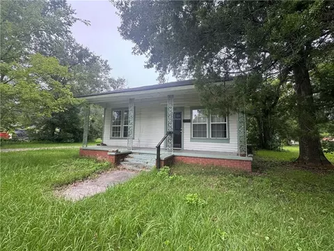 956 Weinacker Ave, Mobile, AL 36605
