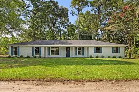 208 Strange Ave, Saraland, AL 36571