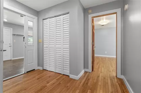 Entry Way - 1501 Terrell Rd, Mobile, AL 36605 photo 1 of 2