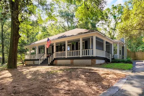 8011 Suzanne Way, Mobile, AL 36695