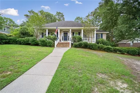 1337 Carson Rd W, Mobile, AL 36695