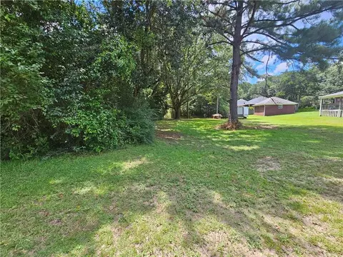 390 Lakeview Dr, Mobile, AL 36695 photo 2