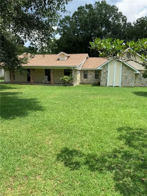7480 Theodore Dawes Rd, Theodore, AL 36582