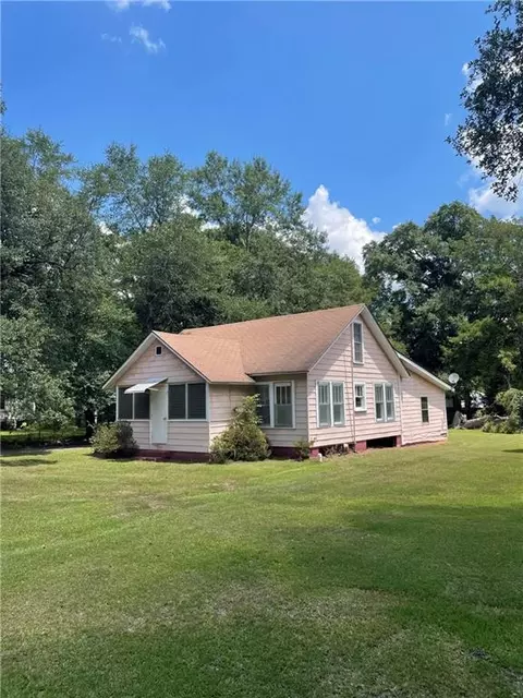 19250 Oak St, Citronelle, AL 36522