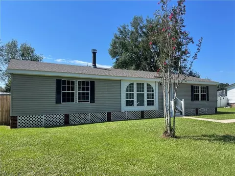 12171 Yancey Glen Dr, Mobile, AL 36695