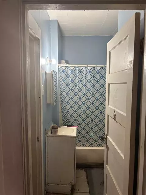 570 Clarke St, Mobile, AL 36606 photo 4