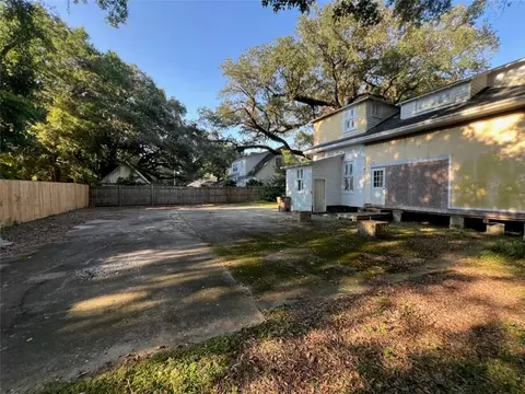Exterior - 104 Mohawk St, Mobile, AL 36606 photo 7 of 10