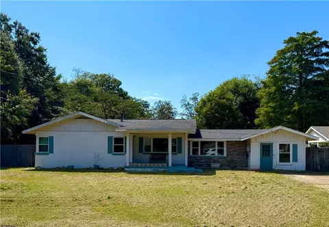 19747 4th St N, Citronelle, AL 36522