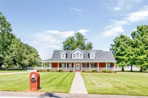12195 Suzanne Ct, Irvington, AL 36544