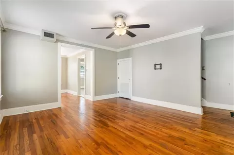 Living - 17 Mcphillips Ave, Mobile, AL 36604 photo 3 of 4