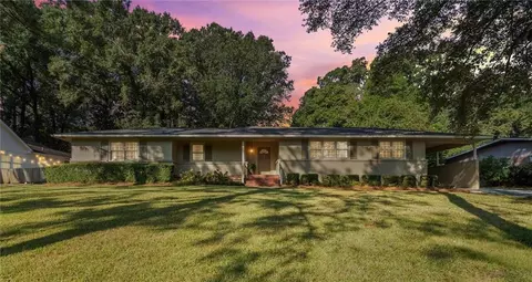 313 Brawood Dr, Mobile, AL 36608