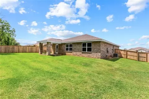 Exterior - 2606 Windmere Dr, Semmes, AL 36575 photo 2 of 9