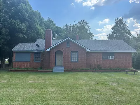 2851 Potter Dr, Mobile, AL 36606