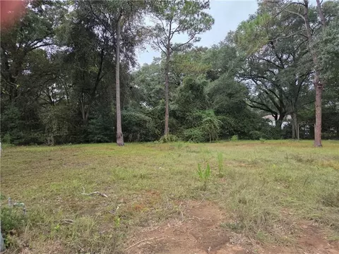 6361 Rester Rd, Theodore, AL 36582