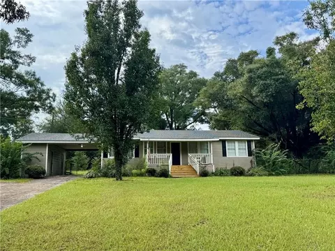 8185 Faye St, Citronelle, AL 36522