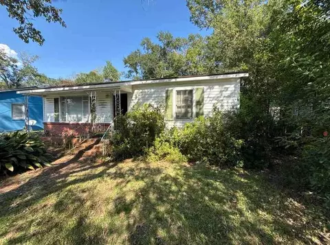 957 Tanglewood Dr E, Mobile, AL 36606
