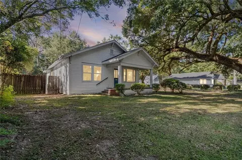 2509 Fairway Dr, Mobile, AL 36606