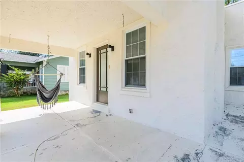 Exterior - 300 Dexter Ave, Mobile, AL 36604 photo 4 of 13