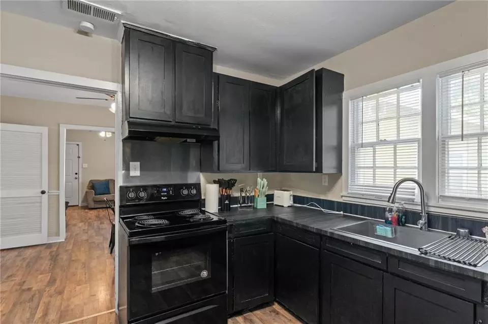 Kitchen - 2663 Pleasant Valley Rd, Mobile, AL 36606 photo 1 of 1
