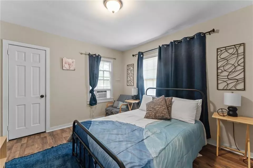 Bedroom - 2663 Pleasant Valley Rd, Mobile, AL 36606 photo 4 of 5
