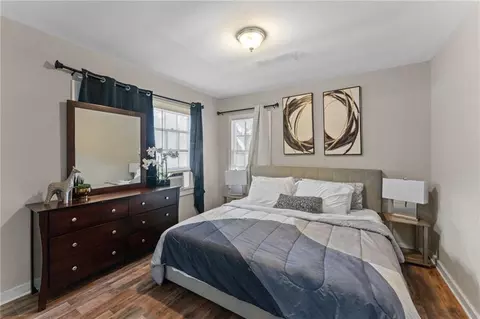 Bedroom - 2663 Pleasant Valley Rd, Mobile, AL 36606 photo 1 of 5