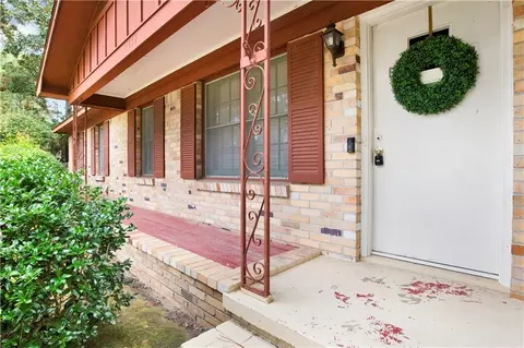 Exterior - 5859 Chalet Dr N, Mobile, AL 36608 photo 3 of 20